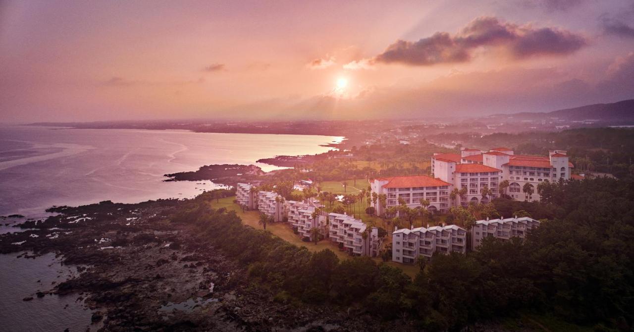 Sono Calm Jeju Seogwipo Exterior foto