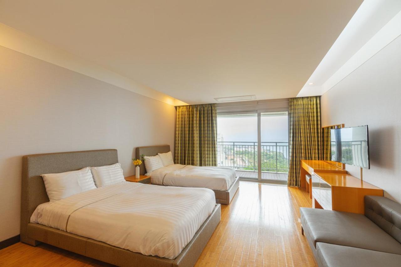 Sono Calm Jeju Seogwipo Exterior foto
